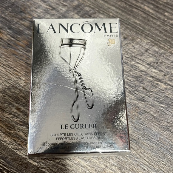 Lancome eyelash curler - Picture 1 of 5